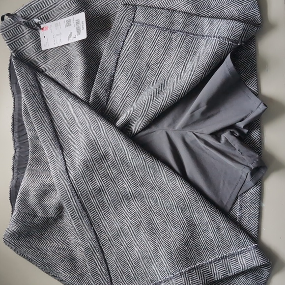 Uniqlo Gray Tweed Skort - Picture 4 of 5